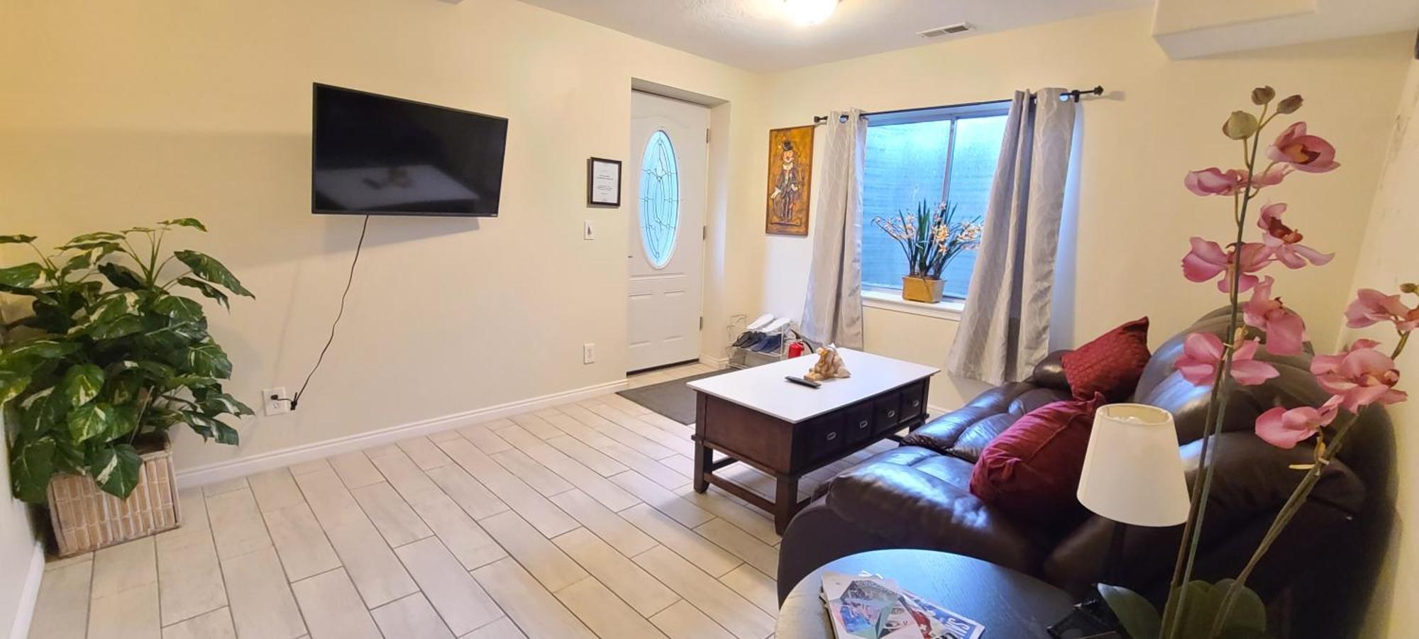 盐湖城Entire Huge Basement! Fast Wifi! Private Entrance!别墅 外观 照片